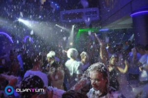 wynajem wytwornicy sniegu wroclaw, sniegarka, maszyna do sniegu, snow machine